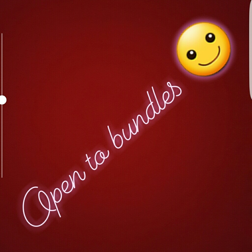 OPEN TO BUNDLES/OFFERS 😊😊